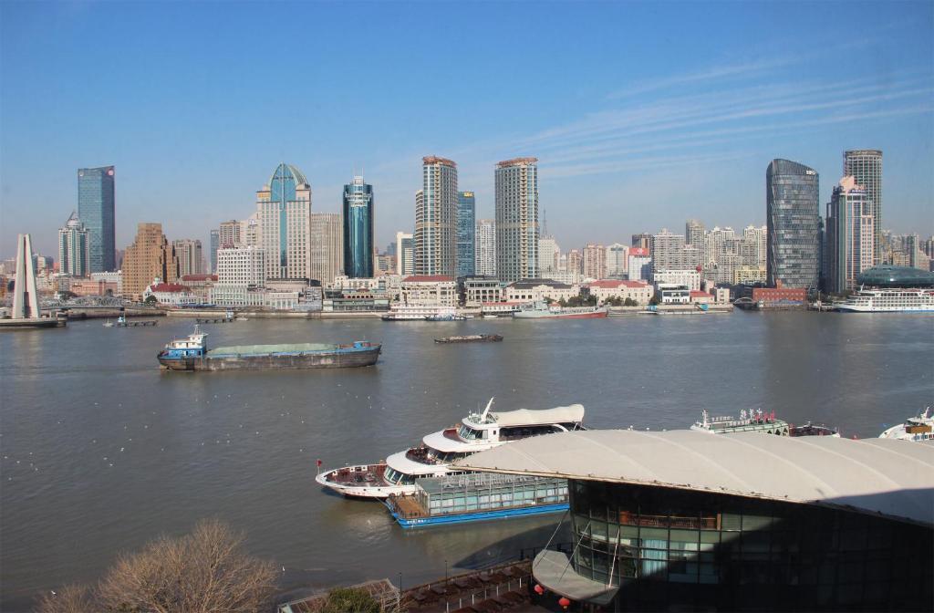 Oriental Riverside Bund View 5*
