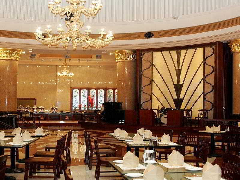 Oriental Riverside Bund View 5*